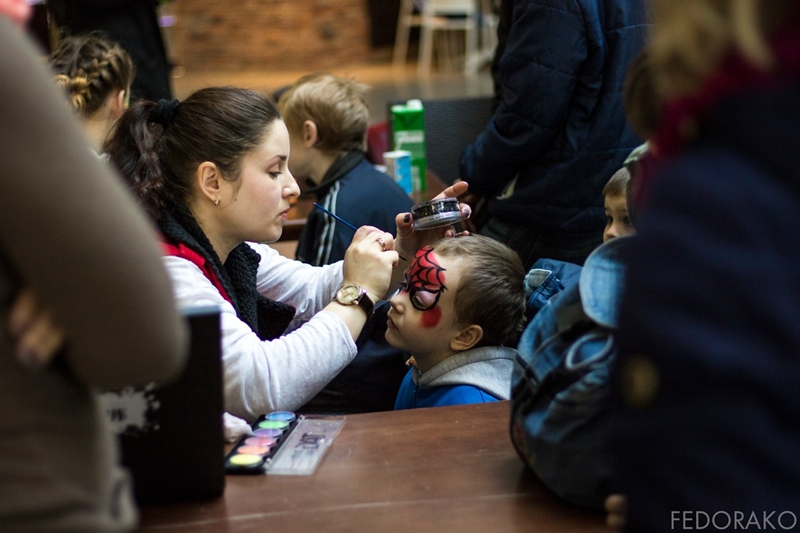 У Old City на дабрачыннай акцыі сабралі двухмесячны рацыён кармоў для жывёл з САГа У Old City на дабрачыннай акцыі сабралі двухмесячны рацыён кармоў для жывёл з САГа