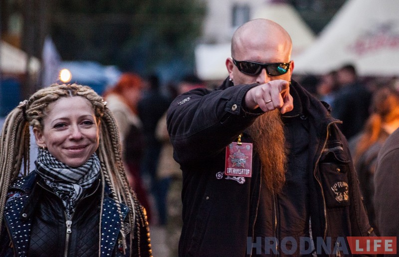 Dzieciuki ўпершыню за доўгі час выступілі ў родным горадзе – на фэсце “Хавайся ў бульбу” Dzieciuki ўпершыню за доўгі час выступілі ў родным горадзе – на фэсце “Хавайся ў бульбу”