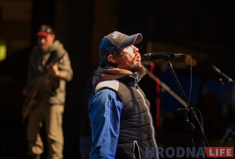 Dzieciuki ўпершыню за доўгі час выступілі ў родным горадзе – на фэсце “Хавайся ў бульбу” Dzieciuki ўпершыню за доўгі час выступілі ў родным горадзе – на фэсце “Хавайся ў бульбу”