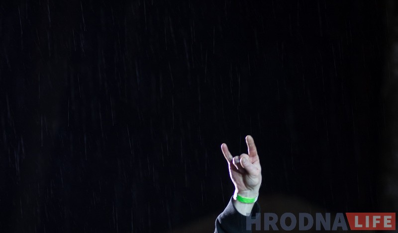 Dzieciuki ўпершыню за доўгі час выступілі ў родным горадзе – на фэсце “Хавайся ў бульбу” Dzieciuki ўпершыню за доўгі час выступілі ў родным горадзе – на фэсце “Хавайся ў бульбу”