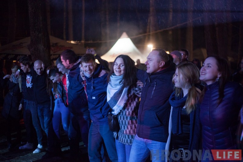 Dzieciuki ўпершыню за доўгі час выступілі ў родным горадзе – на фэсце “Хавайся ў бульбу” Dzieciuki ўпершыню за доўгі час выступілі ў родным горадзе – на фэсце “Хавайся ў бульбу”