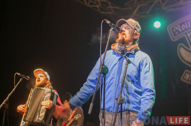 Dzieciuki ўпершыню за доўгі час выступілі ў родным горадзе – на фэсце “Хавайся ў бульбу” Dzieciuki ўпершыню за доўгі час выступілі ў родным горадзе – на фэсце “Хавайся ў бульбу”