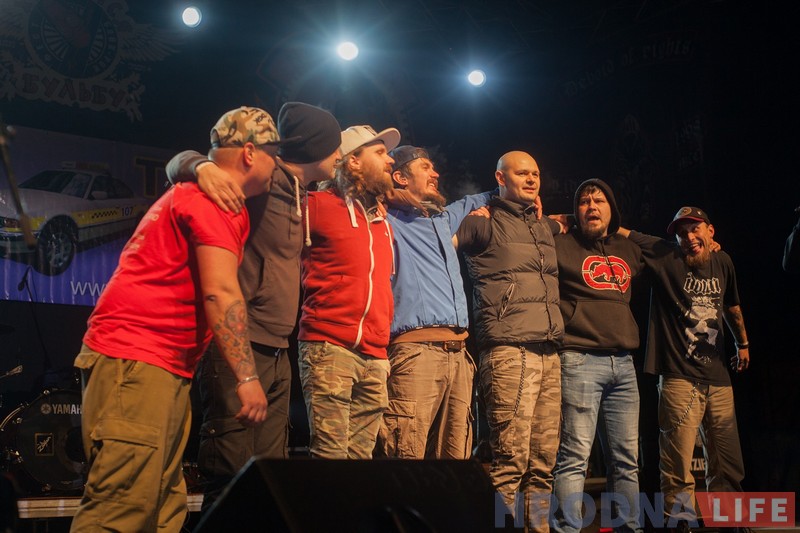 Dzieciuki ўпершыню за доўгі час выступілі ў родным горадзе – на фэсце “Хавайся ў бульбу” Dzieciuki ўпершыню за доўгі час выступілі ў родным горадзе – на фэсце “Хавайся ў бульбу”