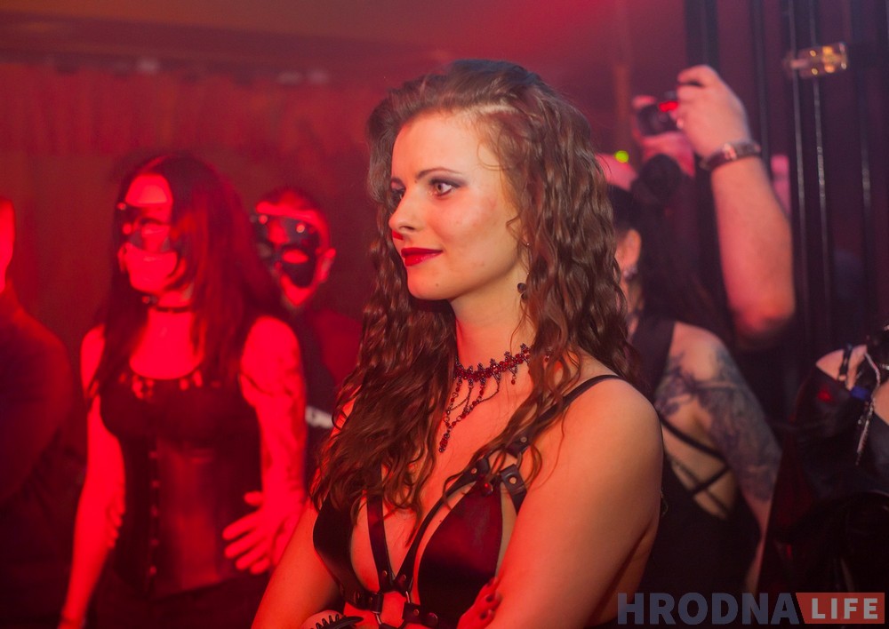 Не распуста, а эстэтыка. Скандальная імпрэза "Loshadka party" адбылася ў Гродне Не распуста, а эстэтыка. Скандальная імпрэза "Loshadka party" адбылася ў Гродне