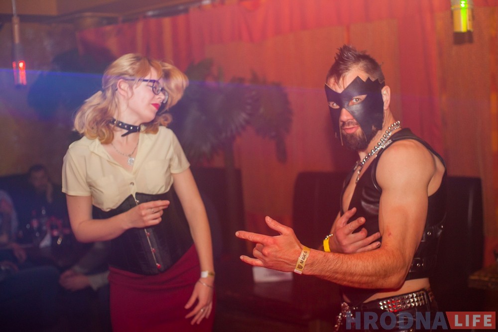 Не распуста, а эстэтыка. Скандальная імпрэза "Loshadka party" адбылася ў Гродне Не распуста, а эстэтыка. Скандальная імпрэза "Loshadka party" адбылася ў Гродне