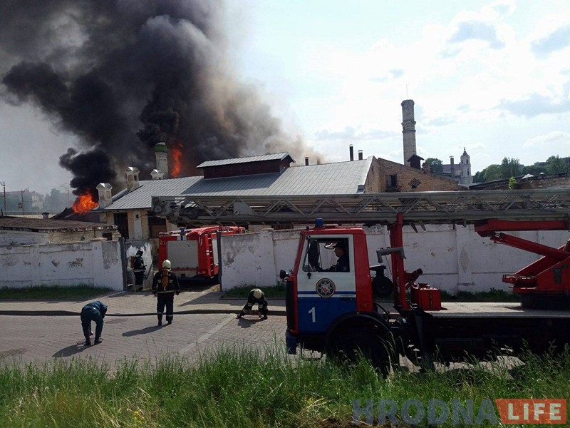 Невядомыя падпалілі закінуты гродзенскі піўзавод Невядомыя падпалілі закінуты гродзенскі піўзавод