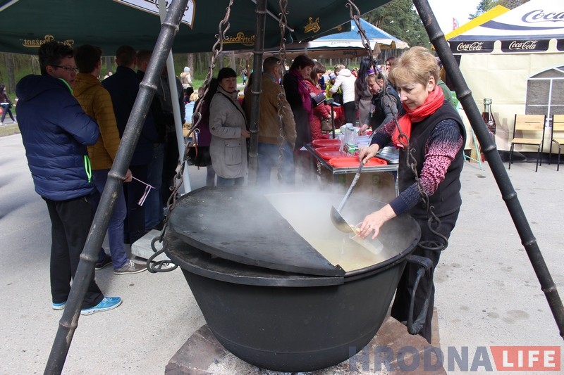 У лесе і ніякага шэсця: у Гродне адзначаюць 1 мая У лесе і ніякага шэсця: у Гродне адзначаюць 1 мая