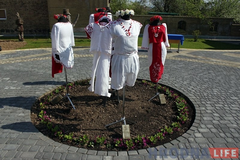 Пасеў, майстар-класы і паказ мод: у цэнтры "Спадчына" прайшло свята ільну Пасеў, майстар-класы і паказ мод: у цэнтры "Спадчына" прайшло свята ільну