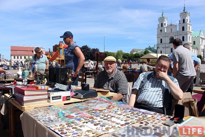 На гродзенскiм кірмашы даўніны пачынаюць выстаўляцца замежнікі На гродзенскiм кірмашы даўніны пачынаюць выстаўляцца замежнікі