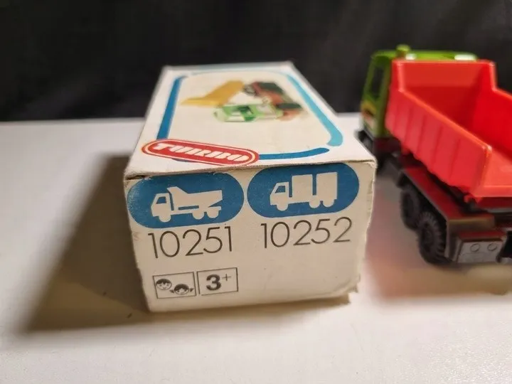 Когда МАЗы были маленькими. Что и когда выпускала гродненская фабрика игрушек