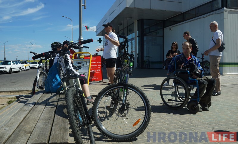 На ровары ездзіць балюча: “Антыбар’ер” праверыў Альшанку на даступнасць