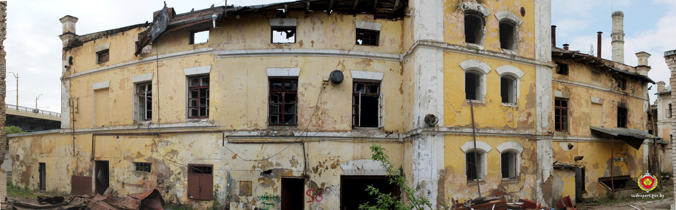 Эксперты падзяліліся здымкамі з пагарэлага піўзавода і папярэднімі высновамі аб прычынах пажару