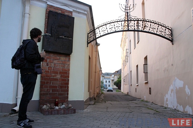 "Мой продак быў гродзенцам". Аргенцінскі журналіст прыехаў у Гродна - на радзіму прадзеда