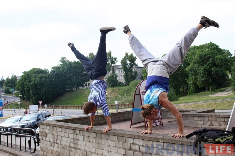 Ім за 20, а яны як падлеткі: хто ў Гродне дагэтуль працягвае займацца паркурам Ім за 20, а яны як падлеткі: хто ў Гродне дагэтуль працягвае займацца паркурам