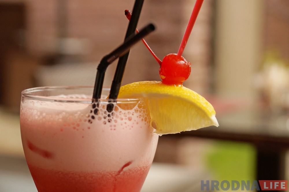 Гарачыя прапановы халодных напояў. 7 спосабаў наталіць смагу ў Гродне летам