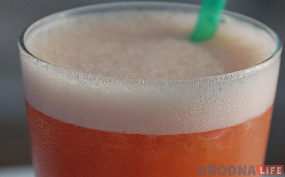 Гарачыя прапановы халодных напояў. 7 спосабаў наталіць смагу ў Гродне летам