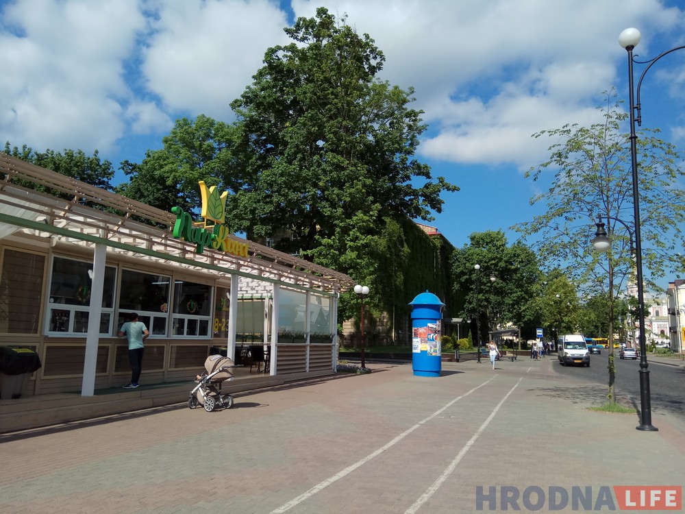 Пяць гродзенскіх бургераў: эксперт пакаштаваў вулічны фаст-фуд на сляпой дэгустацыі