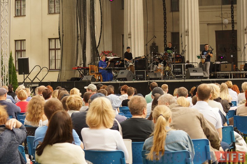 Джаз & дождж: імправізуюць усе! У Гродне прайшоў фестываль джазавай музыкі