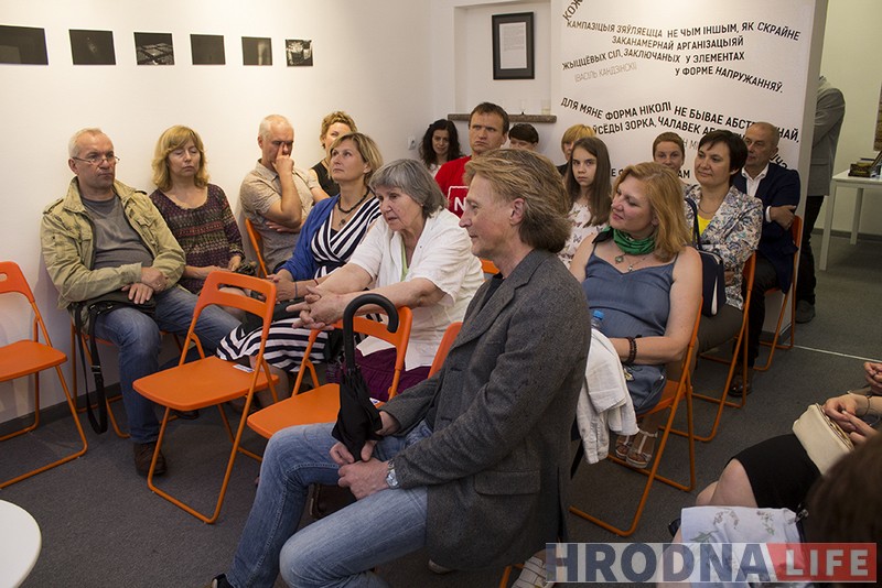 Дальнабойшчык з Філадэльфіі прэзентаваў у Гродне кнігу праз Skype