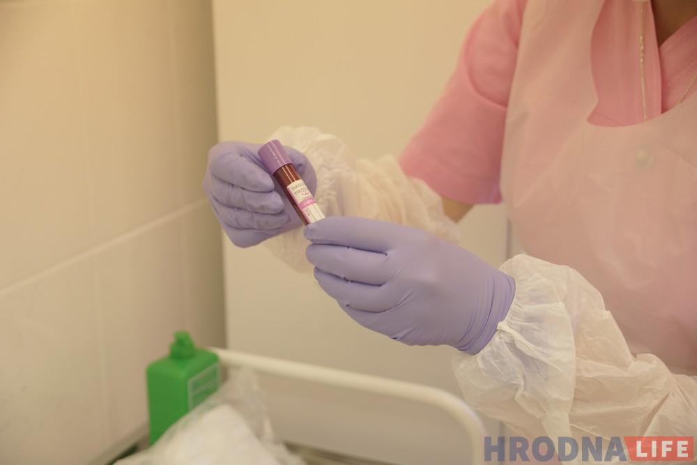 Колькі квасу трэба выпіць, каб ап'янець? Судмедэксперт ставіць вопыты на сабе