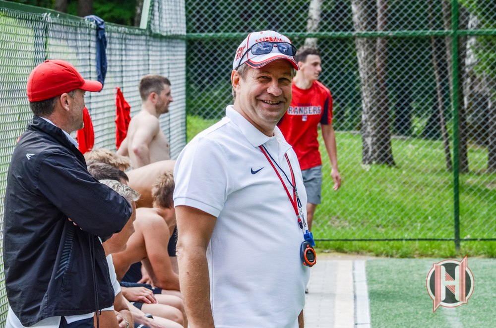 Хакейны "Нёман" выйшаў з адпачынку і пачаў трэніроўкі Хакейны "Нёман" выйшаў з адпачынку і пачаў трэніроўкі