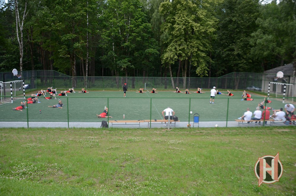 Хакейны "Нёман" выйшаў з адпачынку і пачаў трэніроўкі Хакейны "Нёман" выйшаў з адпачынку і пачаў трэніроўкі