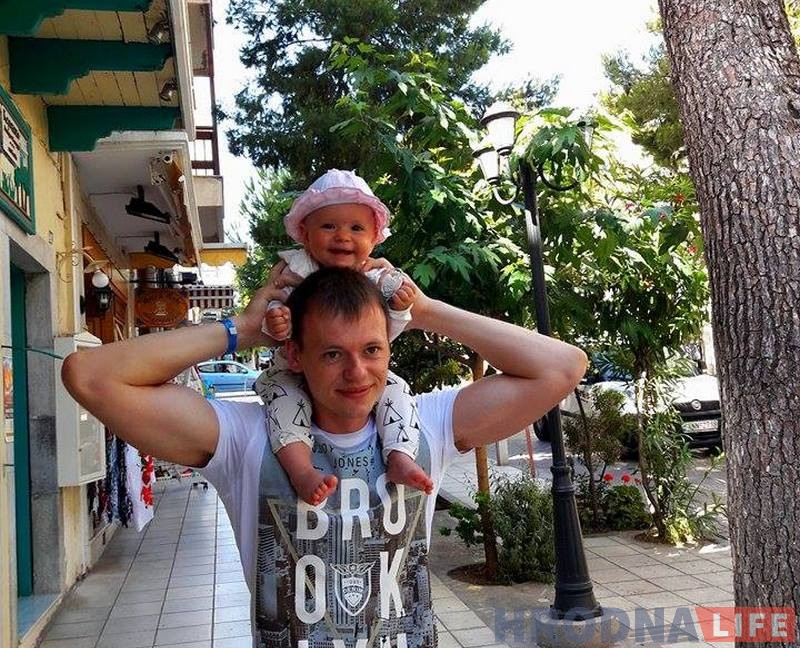 Першае падарожжа немаўляці. Як з грудным дзіцём удала адпачыць на моры