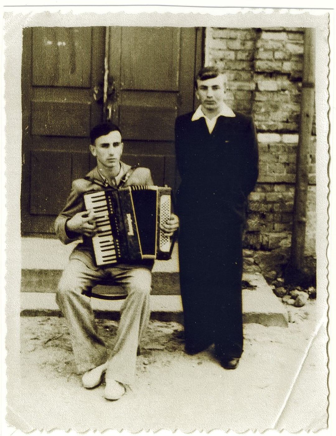 Унікальныя рэчы Чэслава Немана знайшлі ў Шчучынскім раёне