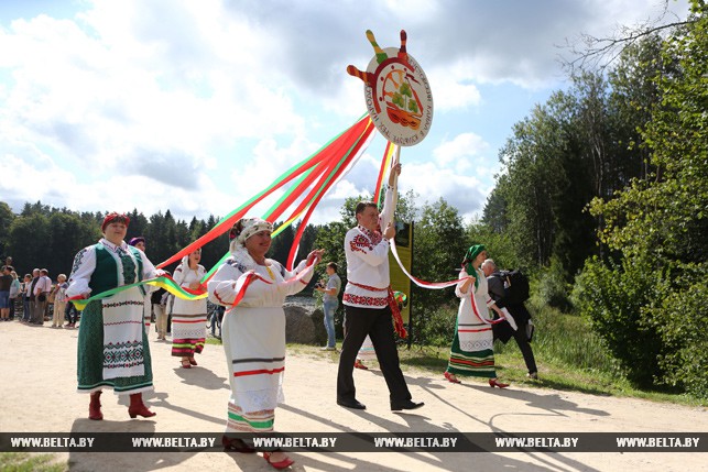 Фестываль на Аўгустоўскім канале адраджае традыцыі беларуска-польска-літоўскага памежжа Фестываль на Аўгустоўскім канале адраджае традыцыі беларуска-польска-літоўскага памежжа