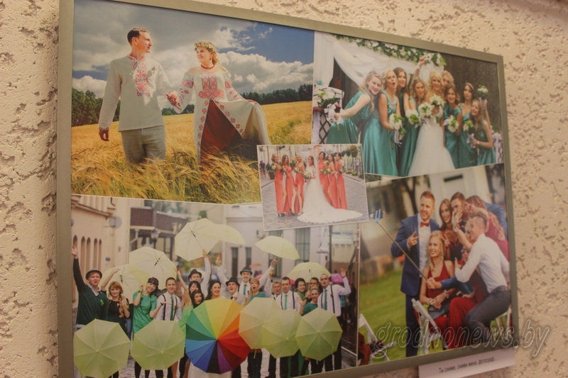 Капялюшыкі нявест, мясарубка для жаніха і першая выязная рэгістрацыя шлюбу: гісторыю вясельных традыцый распавядае фотавыстава ў Гродне Капялюшыкі нявест, мясарубка для жаніха і першая выязная рэгістрацыя шлюбу: гісторыю вясельных традыцый распавядае фотавыстава ў Гродне