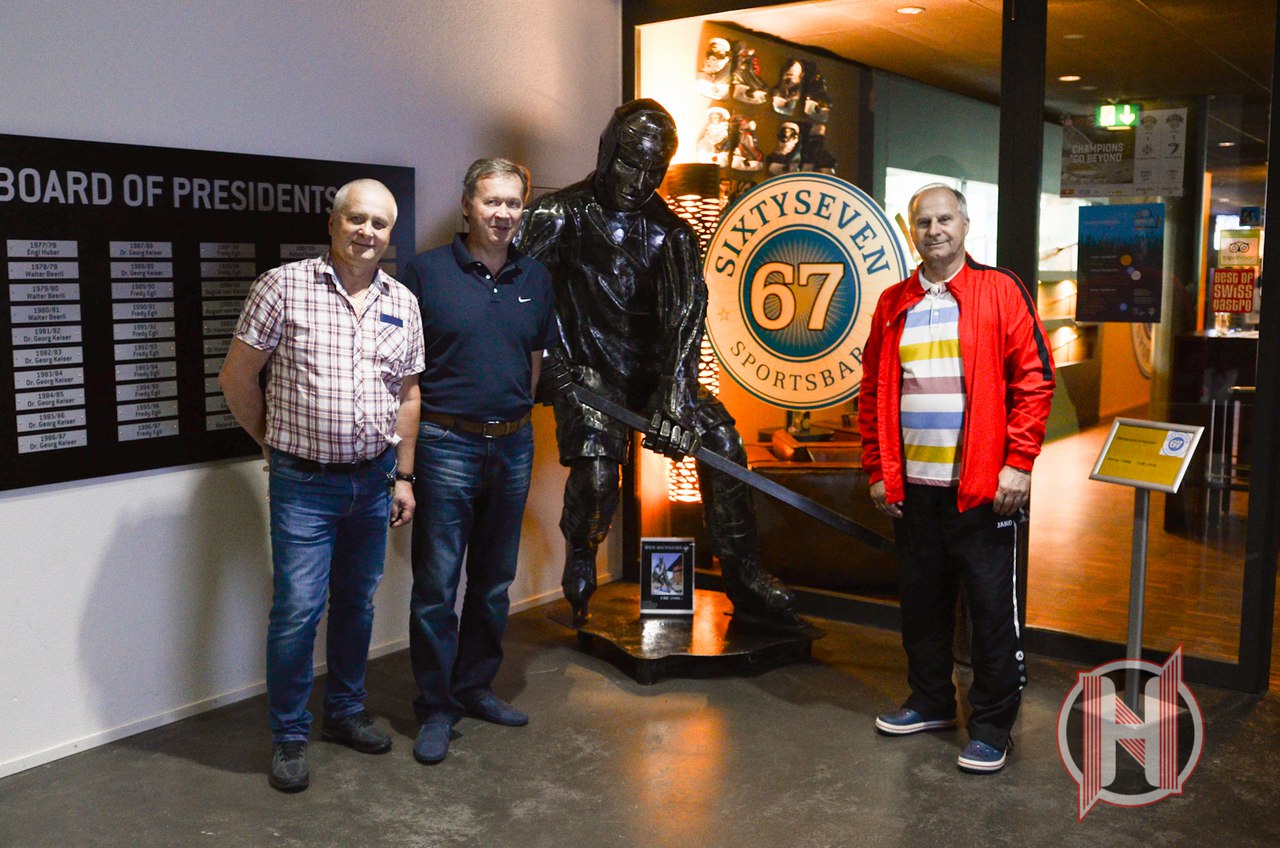 Ліга Чэмпіёнаў: "Нёман" і заўзятары прыляцелі ў Швейцарыю і рыхтуюцца да матчу з "Цугам" Ліга Чэмпіёнаў: "Нёман" і заўзятары прыляцелі ў Швейцарыю і рыхтуюцца да матчу з "Цугам"