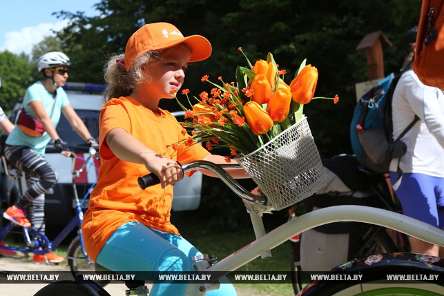 Міністры і дыпламаты сталі ўдзельнікамі велапрабегу па маляўнічых месцах Аўгустоўскага канала Міністры і дыпламаты сталі ўдзельнікамі велапрабегу па маляўнічых месцах Аўгустоўскага канала