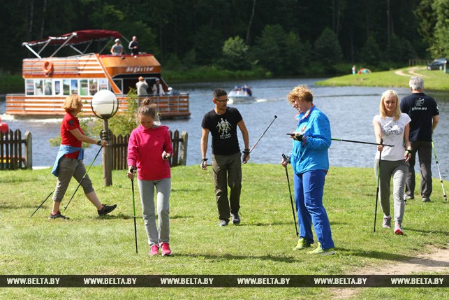 Міністры і дыпламаты сталі ўдзельнікамі велапрабегу па маляўнічых месцах Аўгустоўскага канала Міністры і дыпламаты сталі ўдзельнікамі велапрабегу па маляўнічых месцах Аўгустоўскага канала