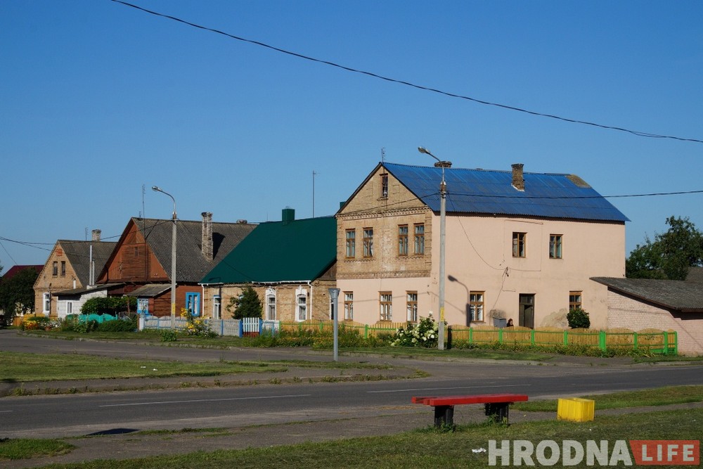 Спадчына, якую руйнуюць мясцовыя. Як знікае самае прыгожае мястэчка на Гродзеншчыне