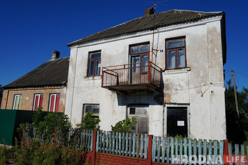 Спадчына, якую руйнуюць мясцовыя. Як знікае самае прыгожае мястэчка на Гродзеншчыне