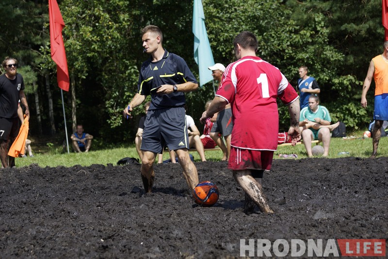 Забавы на Аўгустоўскім канале: мора радасці ў гразі на "Свяце мора" Забавы на Аўгустоўскім канале: мора радасці ў гразі на "Свяце мора"