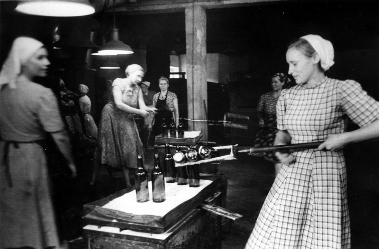 Гісторыя, празрыстая як шкло. 10 фактаў пра Гродзенскі шклозавод, якіх вы не ведалі