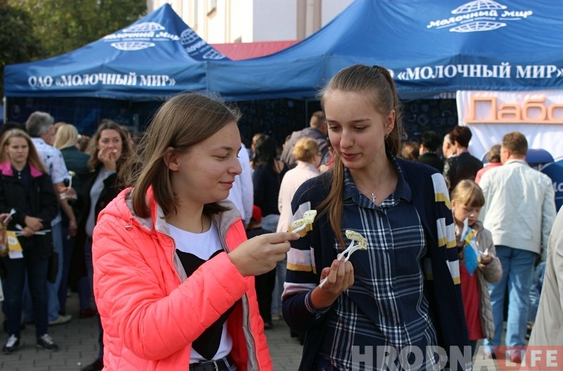 Фестываль сыру прайшоў на Савецкай плошчы ў Гродне Фестываль сыру прайшоў на Савецкай плошчы ў Гродне