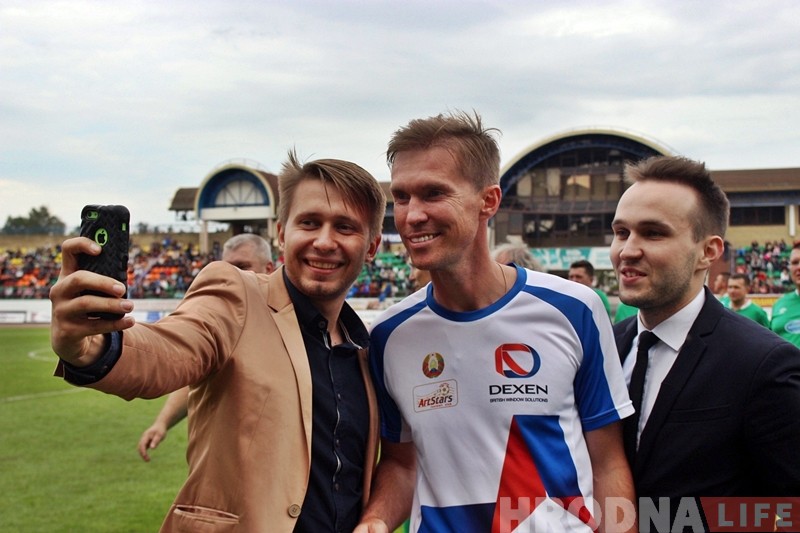 Зоркі эстрады ў Гродне згулялі ўнічыю з камандай Мечыслава Гоя Зоркі эстрады ў Гродне згулялі ўнічыю з камандай Мечыслава Гоя