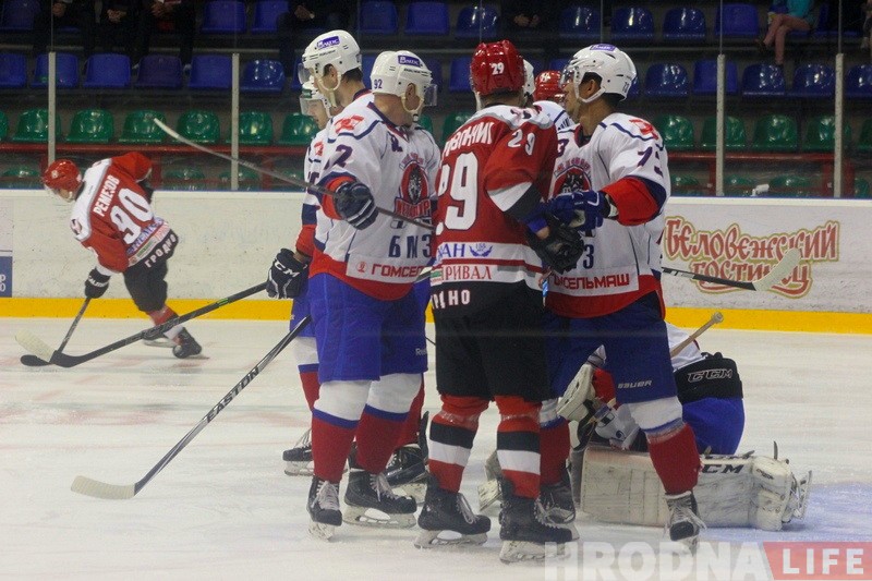 Чэмпіянат Беларусі: У першым матчы на роднай пляцоўцы "Нёман" абыграў "Металург" Чэмпіянат Беларусі: У першым матчы на роднай пляцоўцы "Нёман" абыграў "Металург"