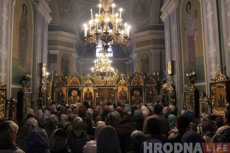 У Гродна прыбыла цудатворная ікона Божай Маці Жыровіцкай У Гродна прыбыла цудатворная ікона Божай Маці Жыровіцкай