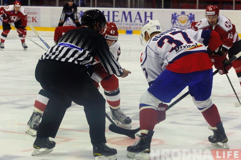Чэмпіянат Беларусі: У першым матчы на роднай пляцоўцы "Нёман" абыграў "Металург" Чэмпіянат Беларусі: У першым матчы на роднай пляцоўцы "Нёман" абыграў "Металург"