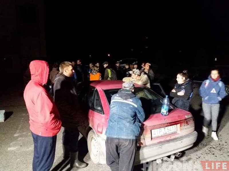 Людзей шмат, арганізацыі мала. Начныя пошукі 10-гадовага Максіма вачыма карэспандэнта Hrodna.life