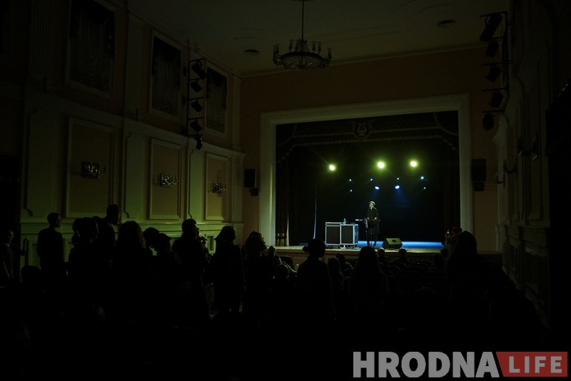 “Восенню я планую сумаваць”. Хто прыйшоў на канцэрт Dakooka у Гродне? “Восенню я планую сумаваць”. Хто прыйшоў на канцэрт Dakooka у Гродне?