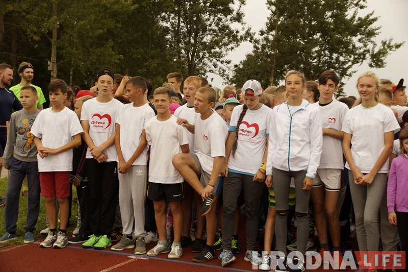 Больш за 300 удзельнікаў прабегліся з #велкомбегом на Альшанцы Больш за 300 удзельнікаў прабегліся з #велкомбегом на Альшанцы