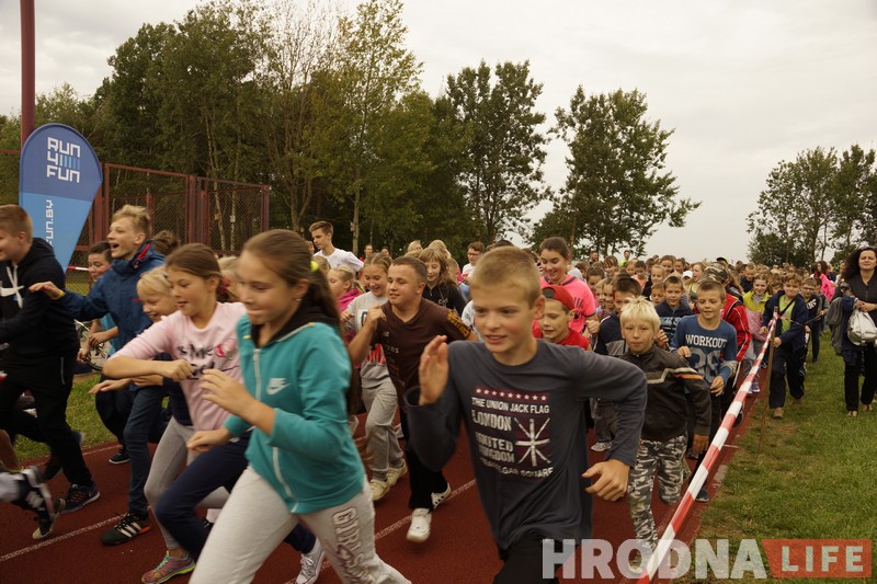 Больш за 300 удзельнікаў прабегліся з #велкомбегом на Альшанцы Больш за 300 удзельнікаў прабегліся з #велкомбегом на Альшанцы