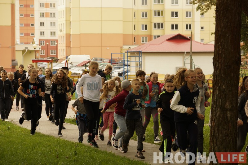 Больш за 300 удзельнікаў прабегліся з #велкомбегом на Альшанцы Больш за 300 удзельнікаў прабегліся з #велкомбегом на Альшанцы