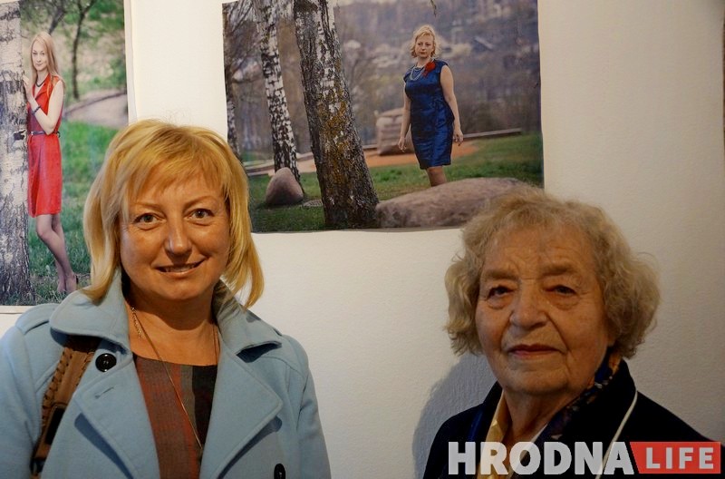 “На ўласнай скуры” адчулі жаночую гісторыю і расказалі праз фота