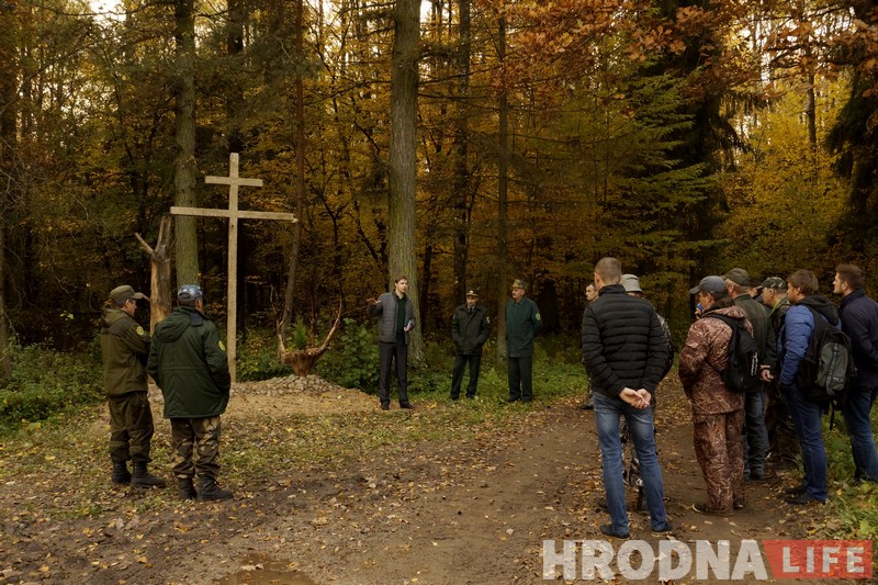 Памятны знак у гонар паўстанцаў Каліноўскага з’явіўся побач з лесам імя Быкава