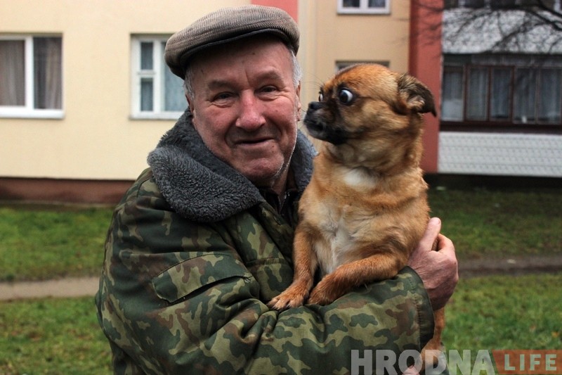 Бяспечна, але нязручна: пешаходы і кіроўцы пра закрыццё нерэгуляванага перахода на Горкага